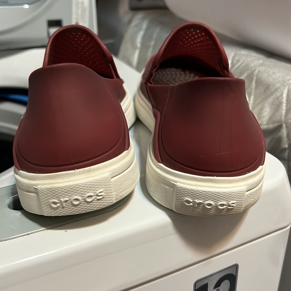 Crocs Slip ons - Picture 4 of 5